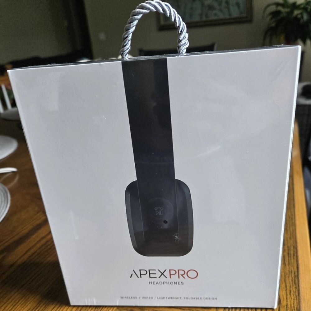 Apex Pro Wireless Headphones